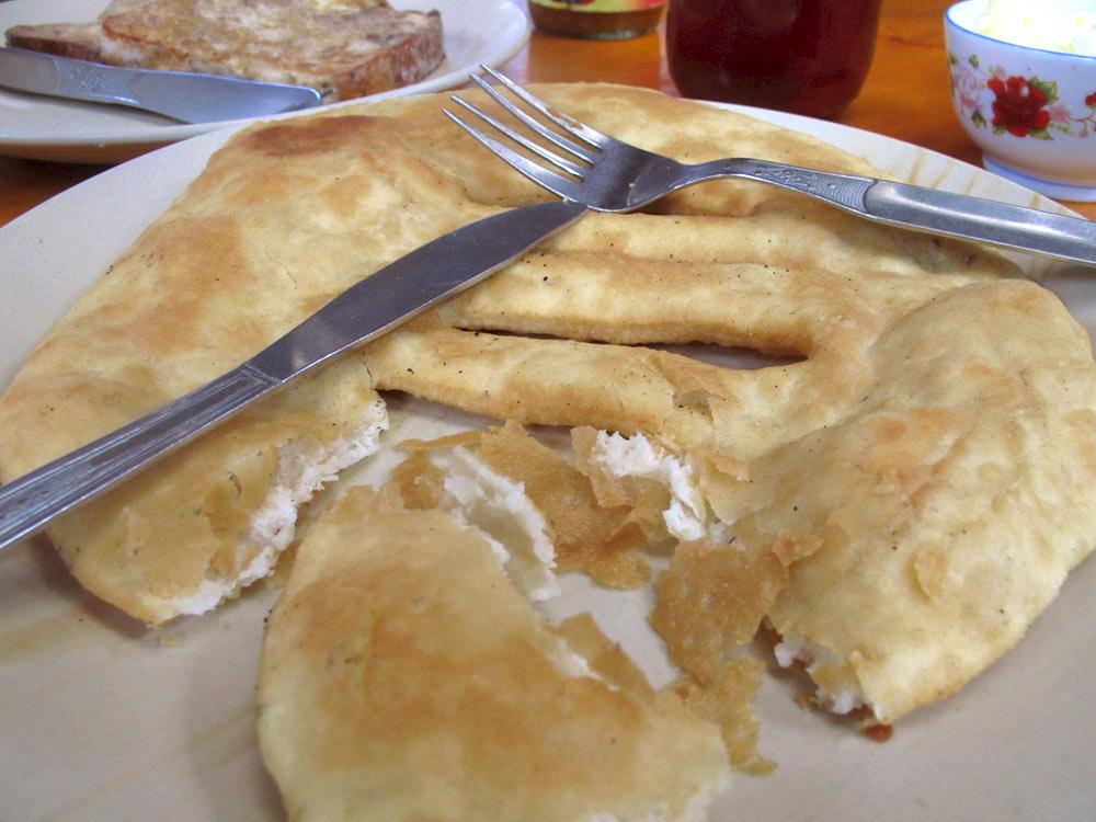 nepal Tibetan Bread with honey | Phakding, Nepal