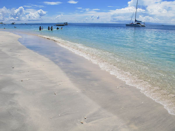 Gili Trawangan Snorkeling Beach the main beach in gili trawangan Indonesia has the best snorkeling