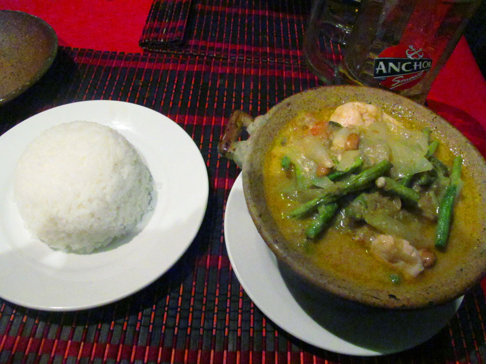 knmer curry with chicken cambodia