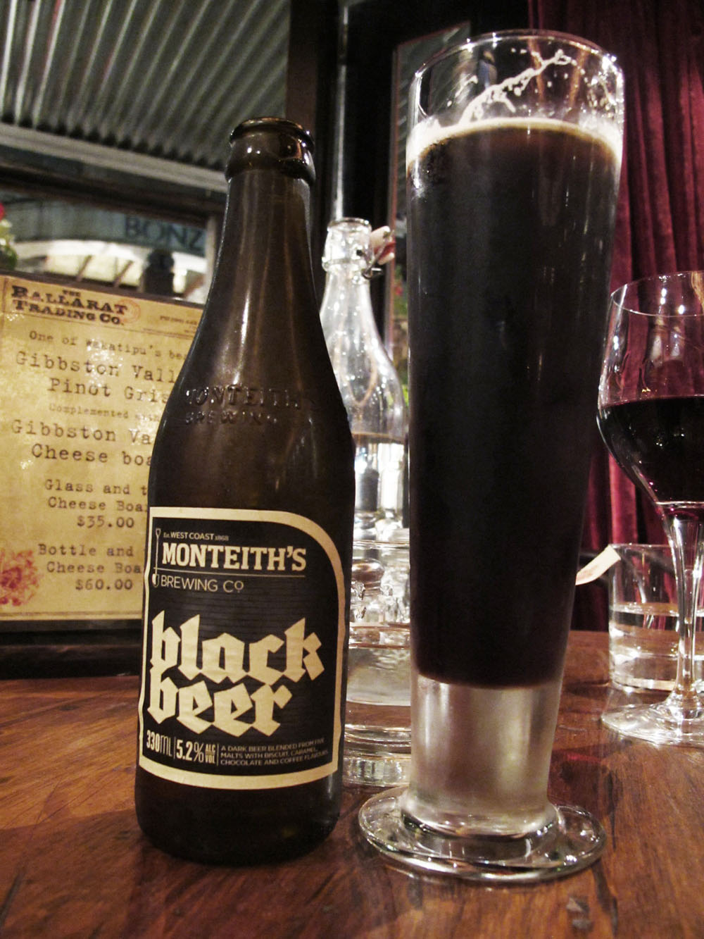 Monteiths Black Beer
