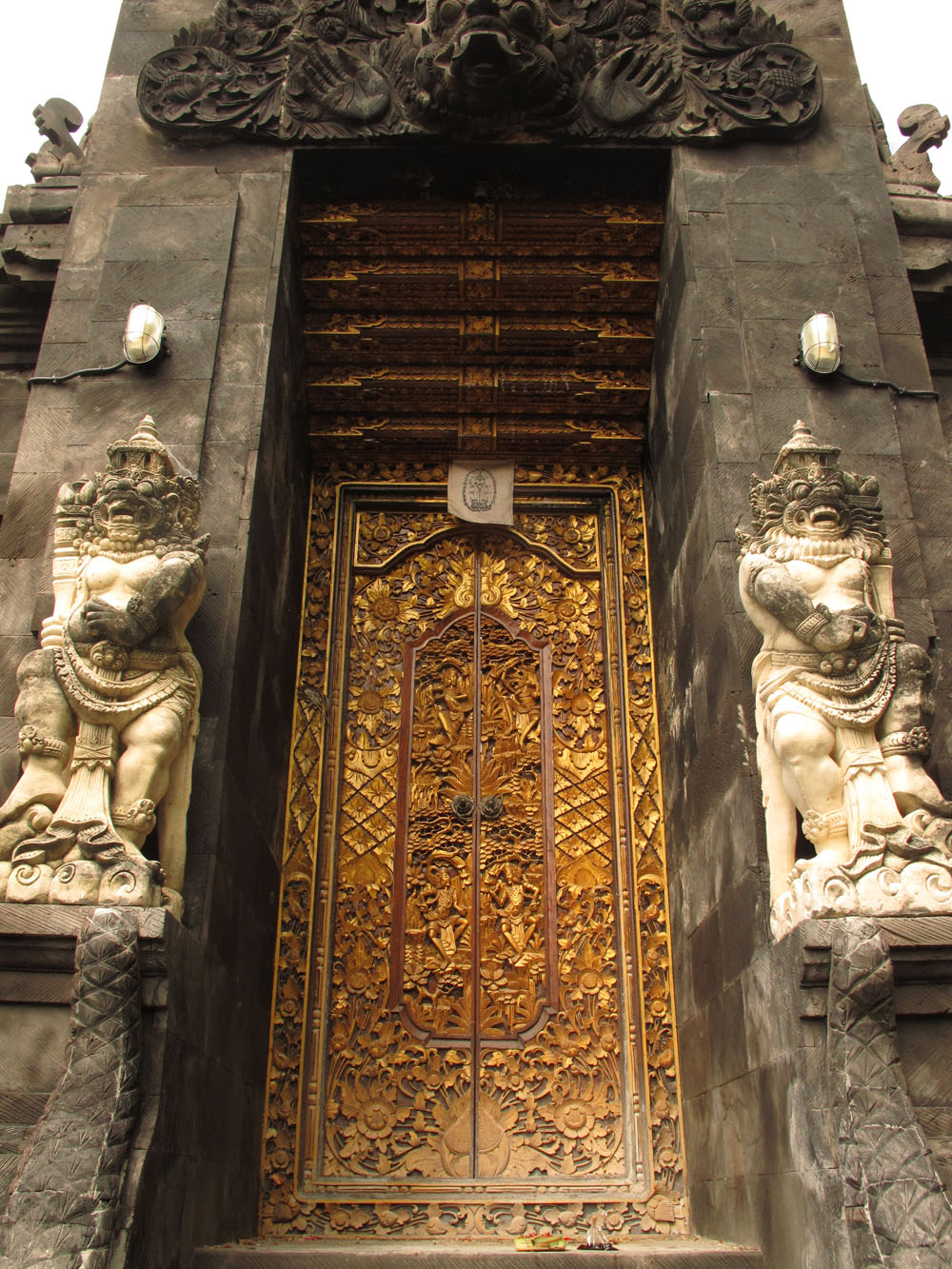Balinese temple doorway, Nusa Lembongan, Bali