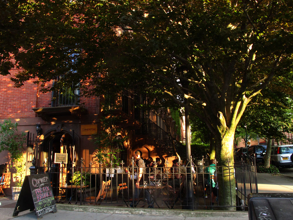 Later afternoon at Cornerstone, Fort Greene, Brooklyn