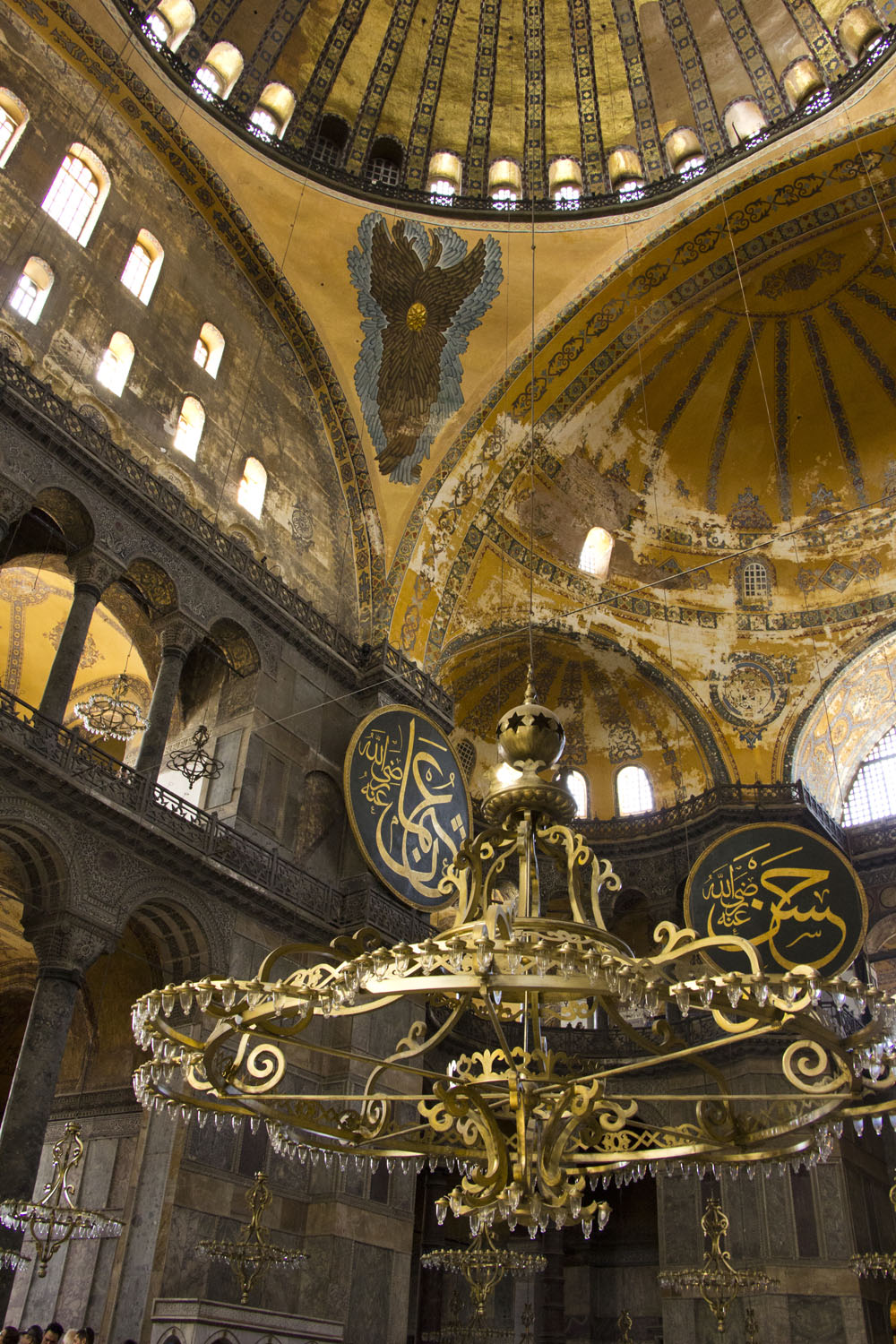 Low chandeliers Aya Sofya, Istanbul