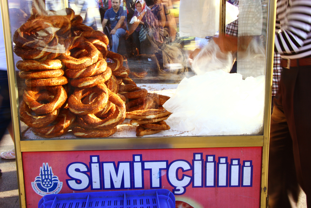 Simit cart | Istanbul, Turkey