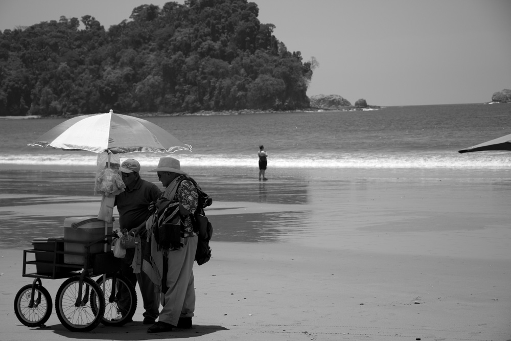 Selling water | Manuel Antonio, Costa Rica