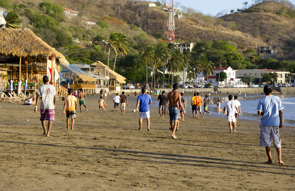 Impromptu soccer | San Juan del Sur, Nicaragua