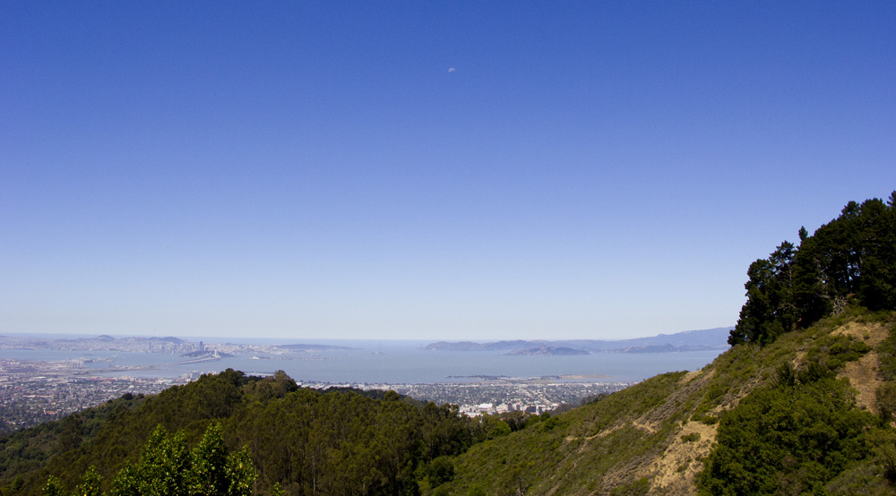 Moon over the San Francisco Bay | California