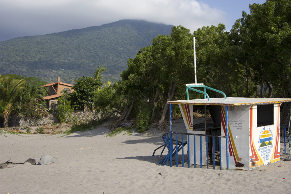 Sunken boat on the beach | Ometepe, Nicaragua