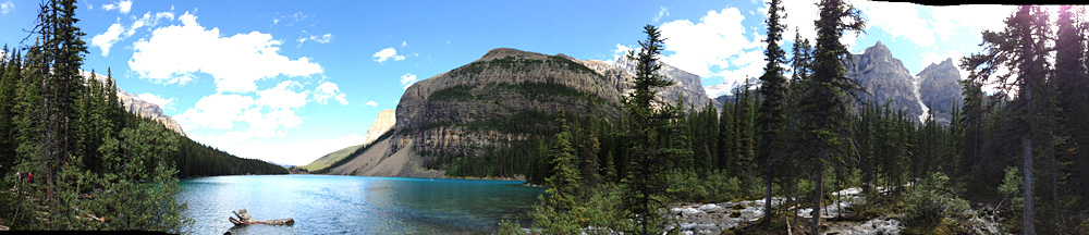 Lake Moraine panorama | Banff, Canada