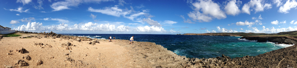 Broken natural bridge panorama | Aruba