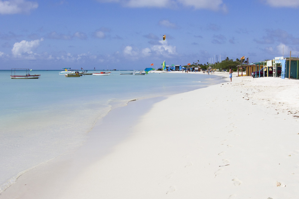 Wind and kite surfing on Palm Beach | Aruba