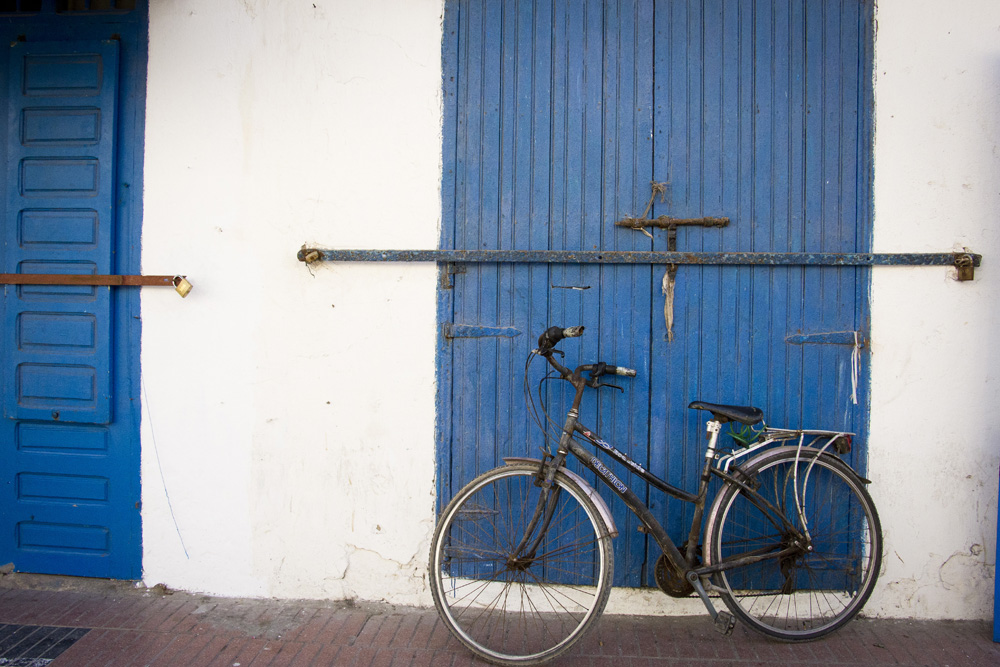Blue door and a bike | Essaouira, Morocco