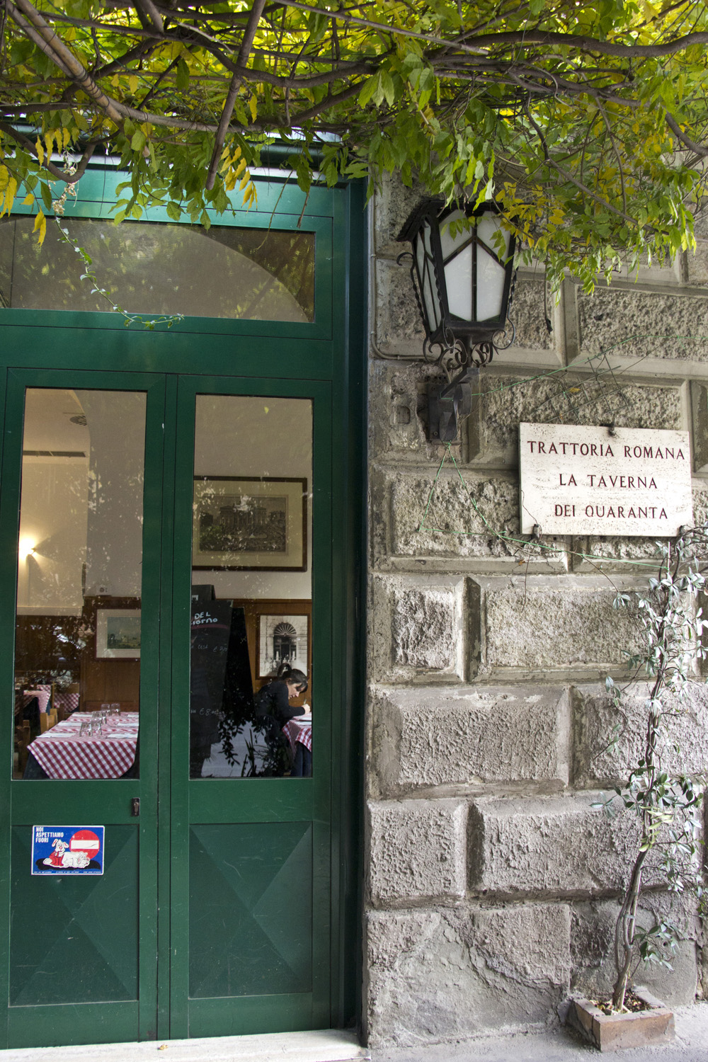 La Taverna dei Quaranta front door | Rome, Italy