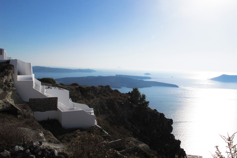 View along caldera rim hike | Santorini, Greece