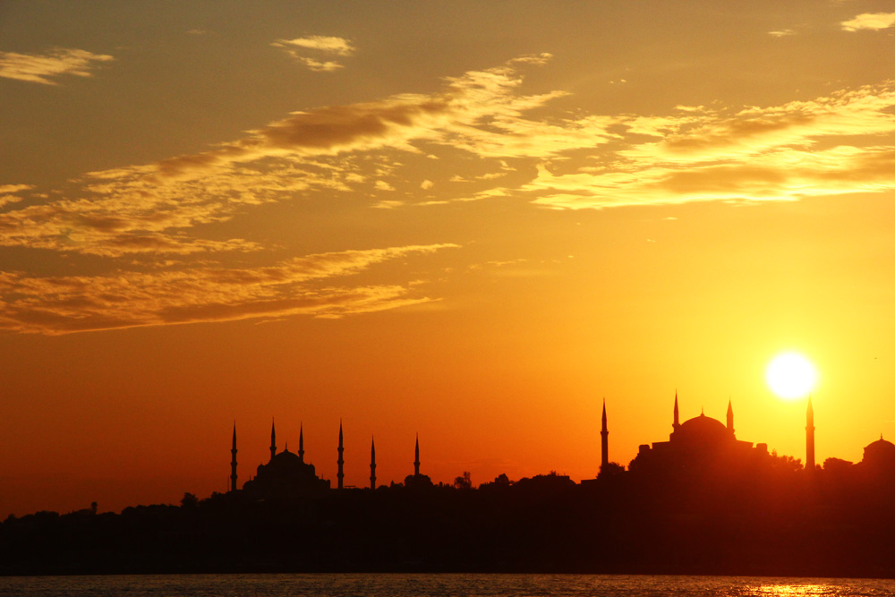 Sunset silhouette of Sultanahmet | Istanbul, Turkey