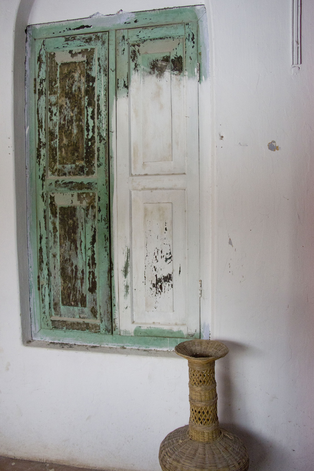 Worn paint shutters | Kochi, India