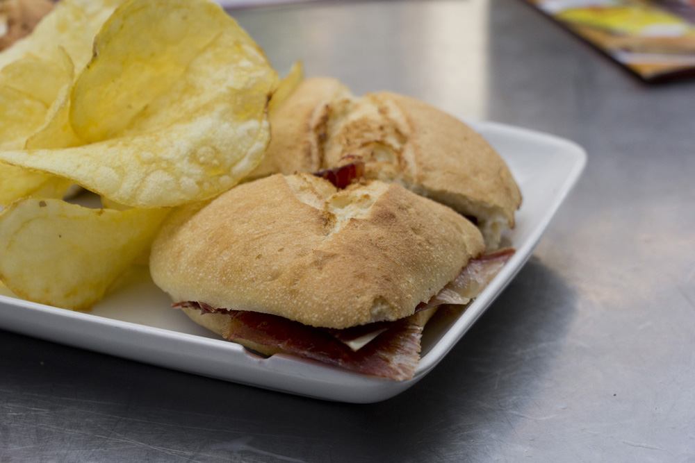 Jamon montadito sandwich | Triana, Seville, Spain