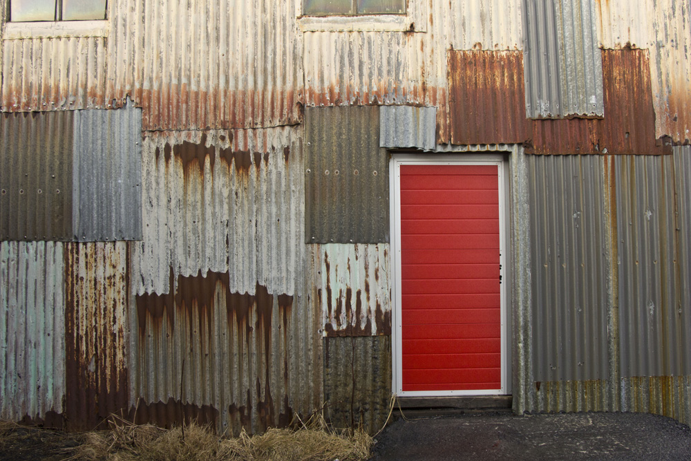 Rusted metal | Vik, Iceland