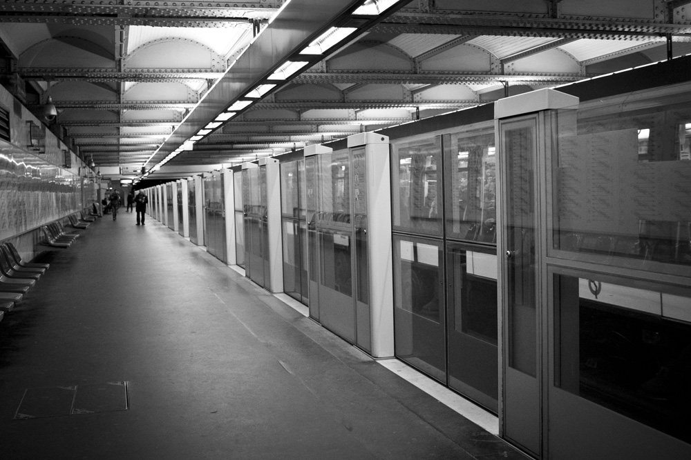 Hotel de Ville Metro platform | Paris, France