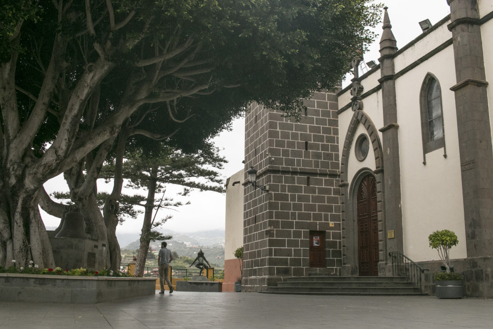 Cathderal patio in Santa Brigida | Gran Canaria, Spain