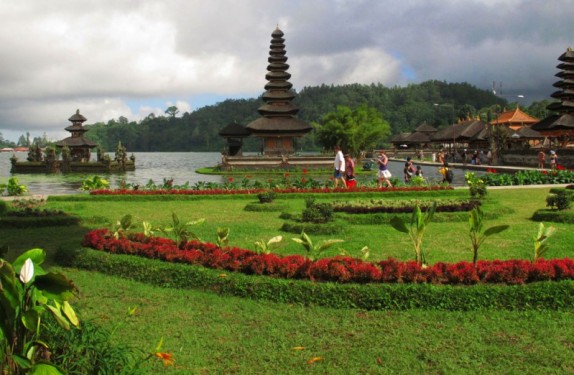 Bedugul Temple Bali