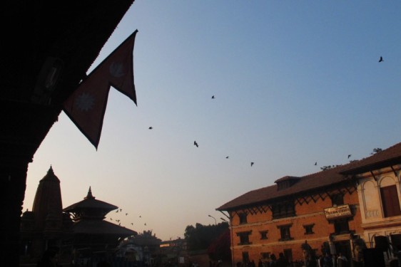 Sundown silhouettes | Bhaktapur, Nepal