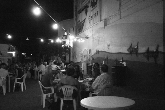 Eating dinner at the Carubbian Festival | Aruba