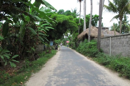 Quiet road in rural Nusa Lembongan, Indonesia
