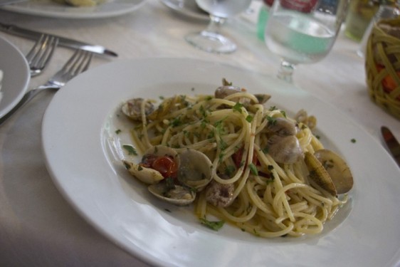 Spaghetti with clams | Amalfi, Italy