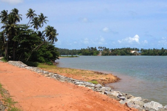 Lagoon on the train to Galle | Sri Lanka