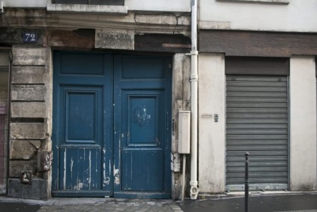 Blue door | Paris, France