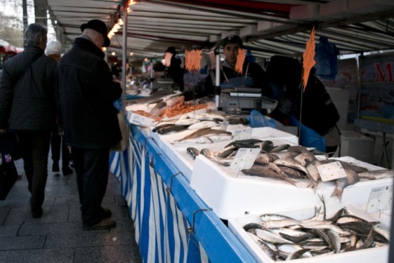 Buying fresh fish at the Bastille Market | Paris, France