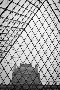 Looking up through the pyramid | Louvre, Paris, France