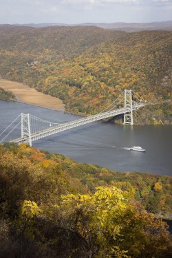 bear-mountain-bridge-above-boat-traffic-hudson-river-new-york