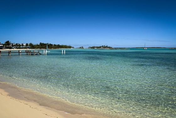 palm-bay-pier-great-exuma-bahamas