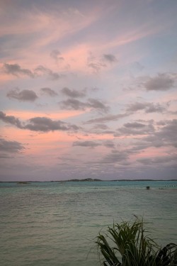 sunset-augusta-bay-great-exuma-bahamas